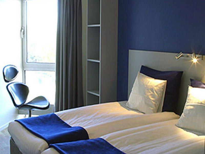 Sure Hotel By Best Western Stockholm Alvsjo Quarto foto